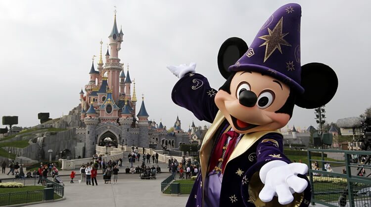 Paris Disneyland Turu (İzmirden Direkt Uçuşla)