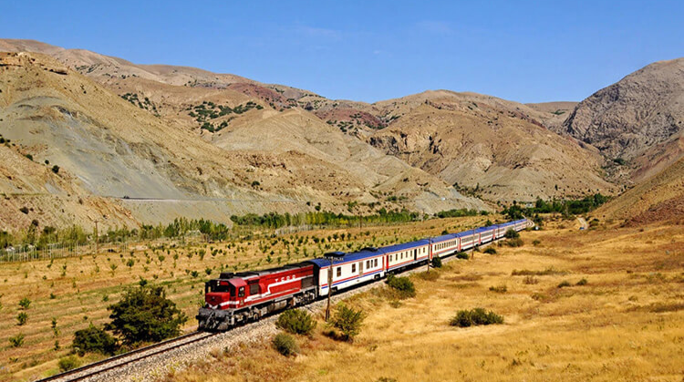 Turistik Diyarbakır Ekspresi ile Antep Urfa Mardin Turu