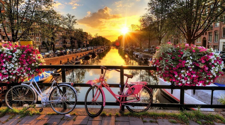 Ramazan Bayramı Amsterdam Brugge Brüksel Turu