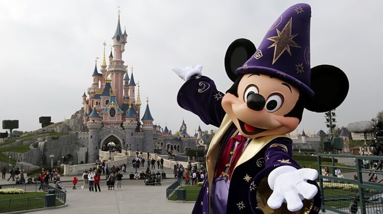 İzmir Çıkışlı Kurban Bayramı Paris Disneyland Turu