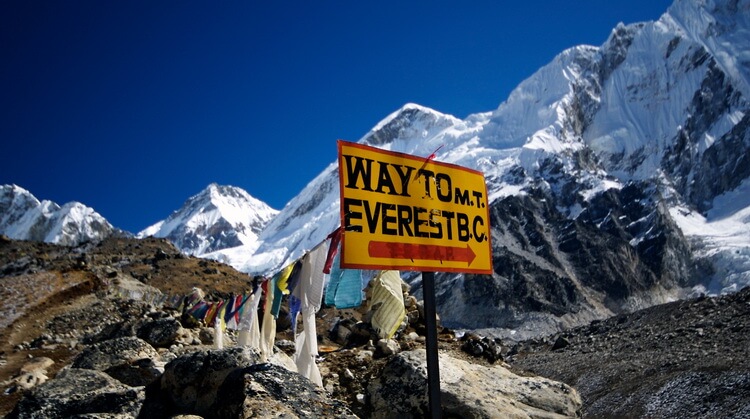 Everest Ana Kamp Trekking Turu