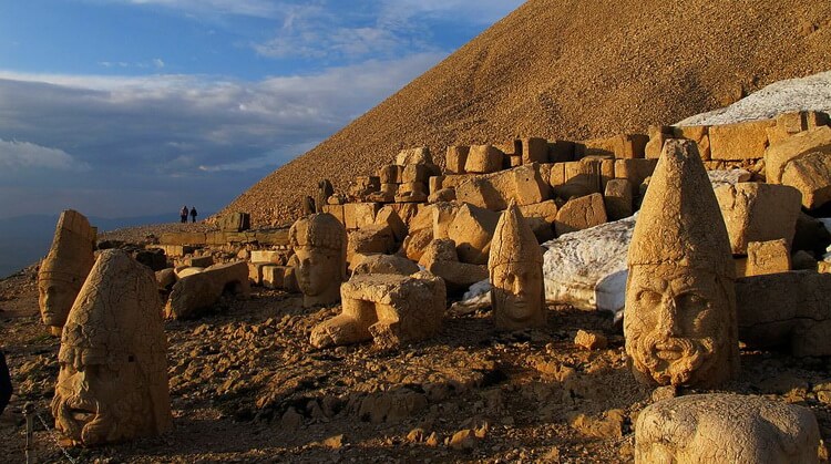 19 Mayıs Butik Antep Urfa Göbeklitepe Turu